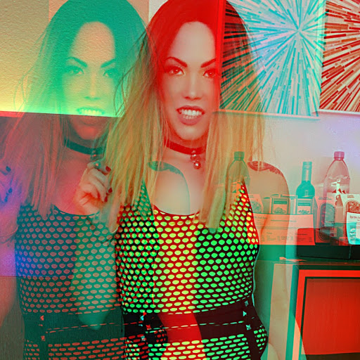 Crystal Hinton Photo 13