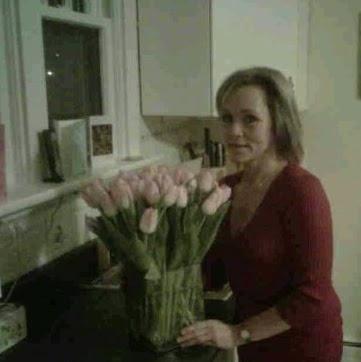 Betty Evans Photo 27