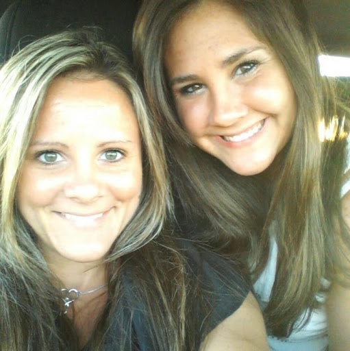 Nicole Mccann Photo 10