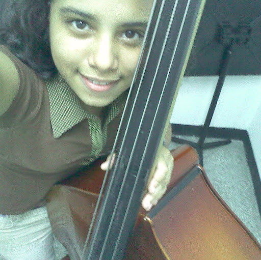 Isabel Medina Photo 32