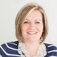 Michelle Mccullough Photo 16