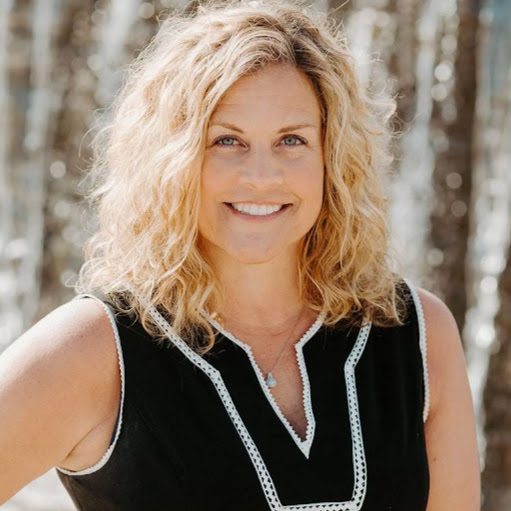 Stephanie Mccarthy Photo 7