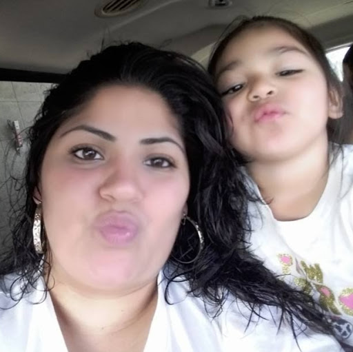 Stephanie Rodriguez Photo 25