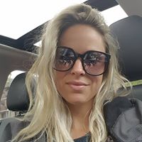 Claudia Campbell Photo 9