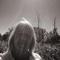 Bobbi Peters Photo 11