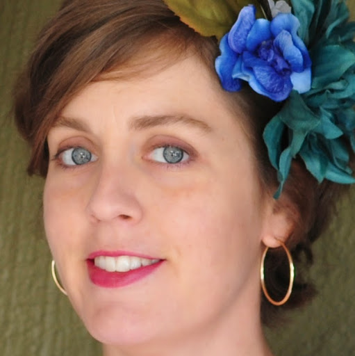 Sarah Wilson Photo 40