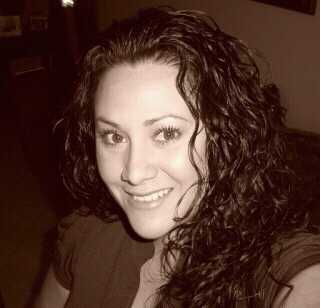 Sarah Andrade Photo 15