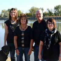 Laura Schuler Photo 9