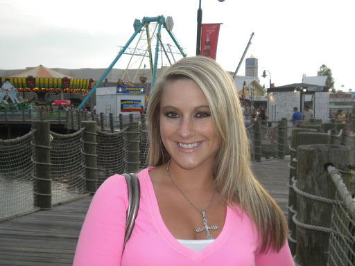 Shannon Sparks Photo 11