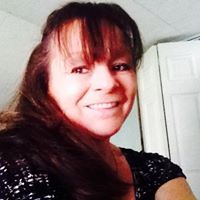 Katie Maxwell Photo 32