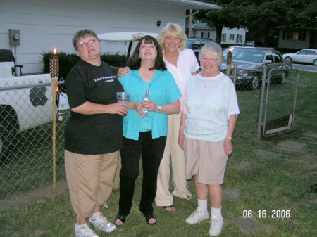 Stephanie Treadway Photo 23