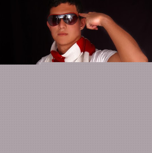 Victor Barrios Photo 14