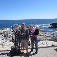 Lindsay Thompson Photo 46