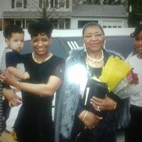 Maxine Thomas Photo 26