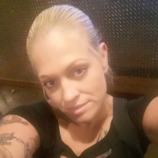 Allison Crowe Photo 26