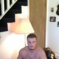 Daniel Groves Photo 17