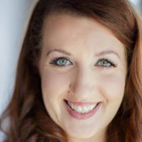 Jennifer Vaillancourt Photo 26