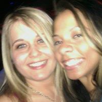 Stephanie Ricker Photo 34