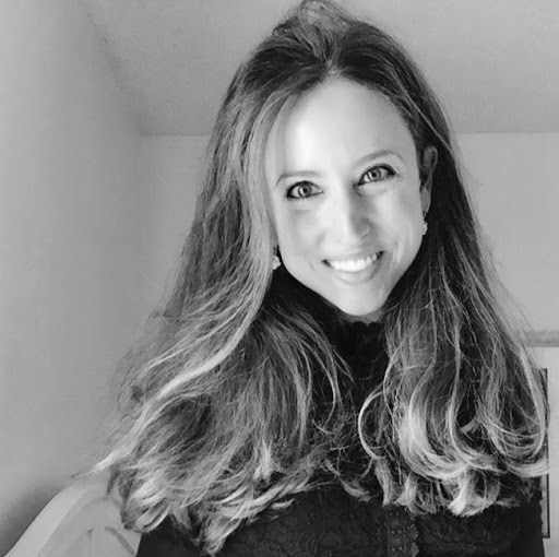 Rebecca Jacobs Photo 33