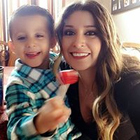 Sara Castaneda Photo 21