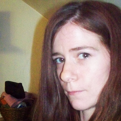 Amber Williamson Photo 21