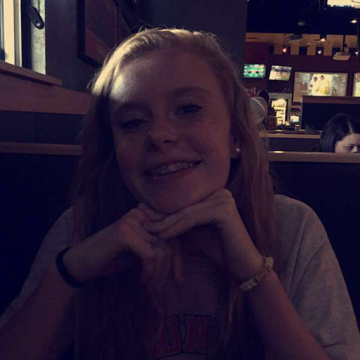 Samantha Walters Photo 13