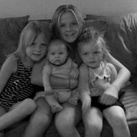 Robin Huntley Photo 16