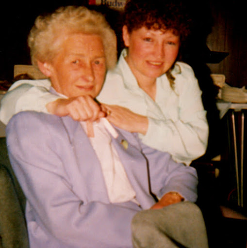 Christine Marshall Photo 51