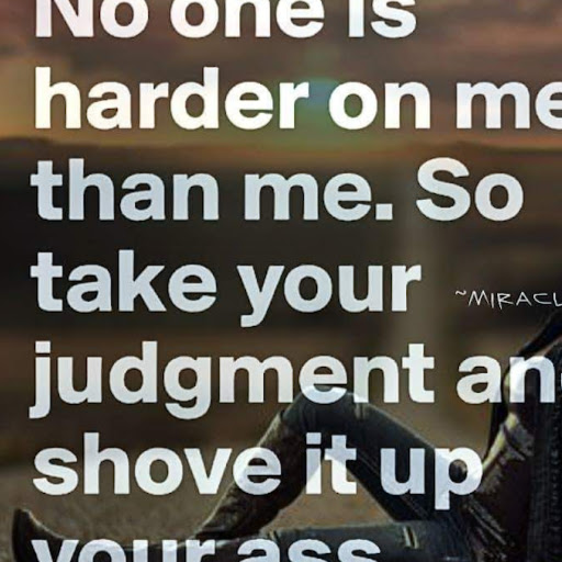 Sara Greene Photo 41