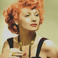 Elizabeth Krueger Photo 29