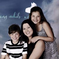 Amy Vaughn Photo 21