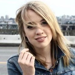 Jillian Sanders Photo 7