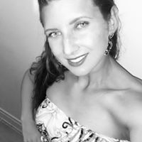 Elizabeth Tapp Photo 14