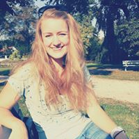 Valerie Burns Photo 9