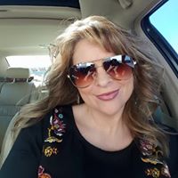 Tracy Spires Photo 15