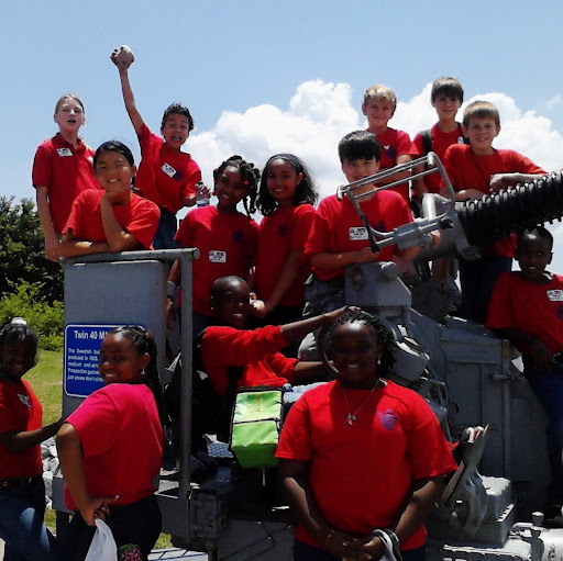 Lisa Maxwell Photo 33 Lisa Maxwell Photo 33