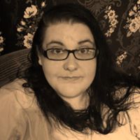 Helen Faulkner Photo 14