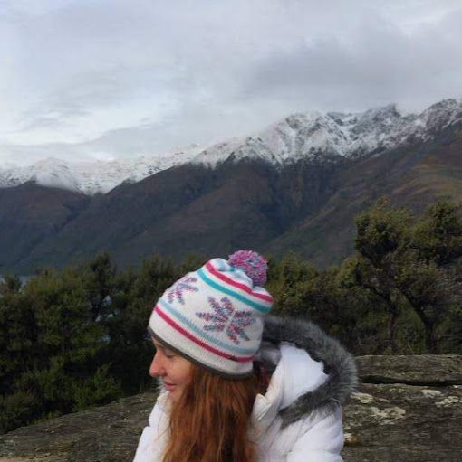 Julia Kellett Photo 7