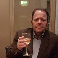 Stephen Leslie Photo 38