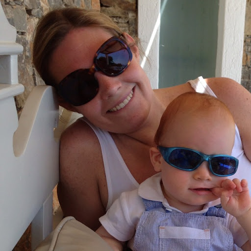 Julia Beaumont Photo 9