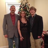 Anna Hardin Photo 32