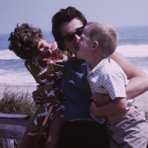 Nancy Fuchs Photo 27