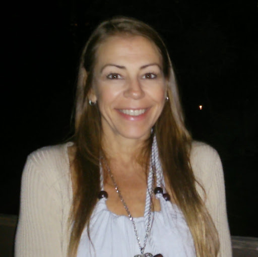 Elizabeth Noble Photo 37