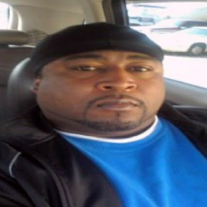 Derek Glass Photo 29