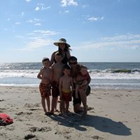 Anne Todd Photo 20