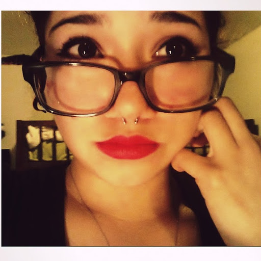 Denise Castillo Photo 13