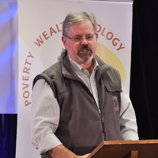 Christopher Lind Photo 5