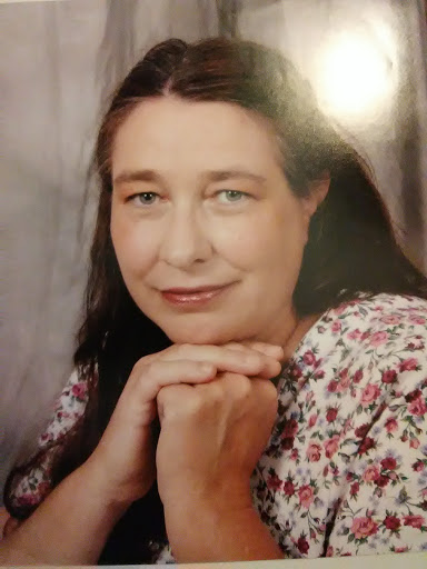 Barbara Simmons Photo 25