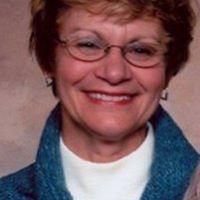 Paula Kraus Photo 22