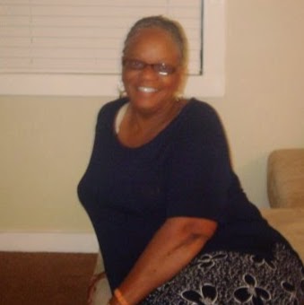 Dorothy Robinson Photo 38